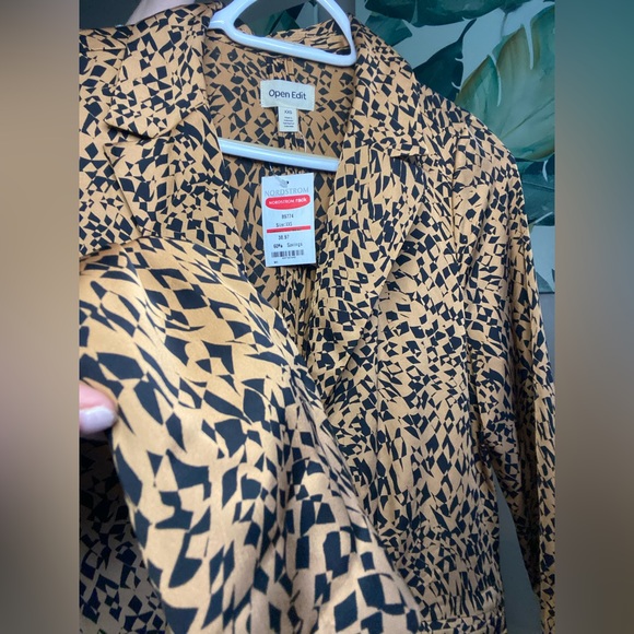 Patterned blouse - Picture 6 of 6